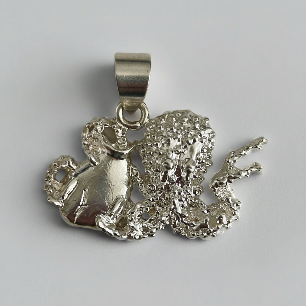 Octopus coming out of Jar - Charm